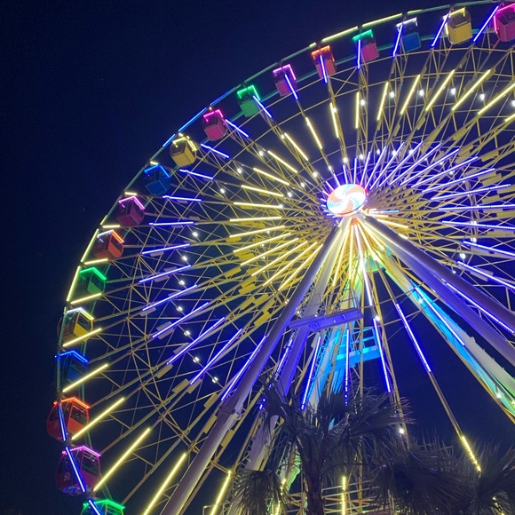 Meet your Posher, Ashley - Picture 1 of 1